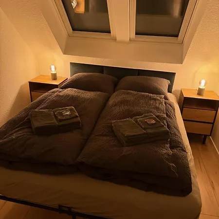Tolle Mit Blick Auf Den Stoertebeker Turm Appartement Marienhafe